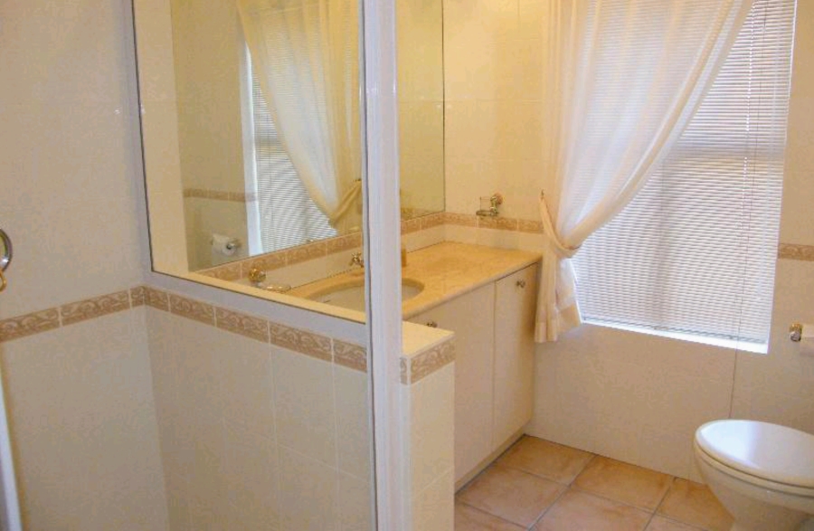 To Let 4 Bedroom Property for Rent in Hout Bay Western Cape